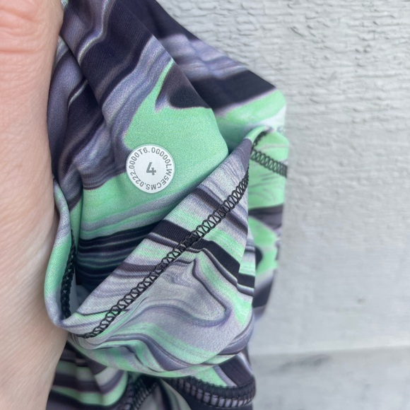 Lululemon Fast & Free High-Rise Tight - Picture 11 of 11